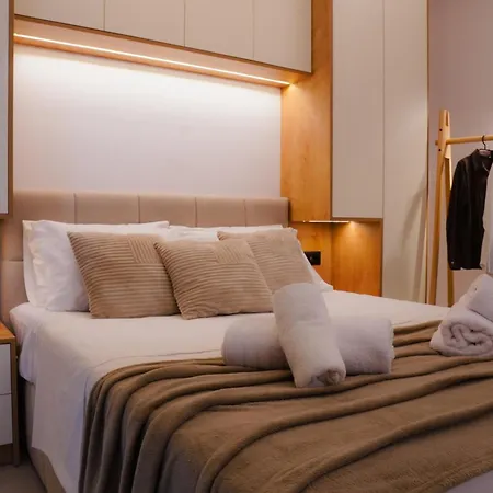 40 Urban Living *